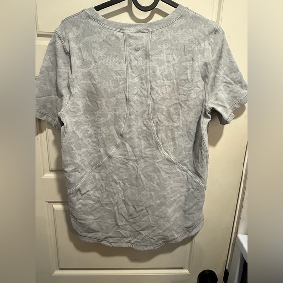 Lululemon Long Distance Short Sleeve - Picture 4 of 5